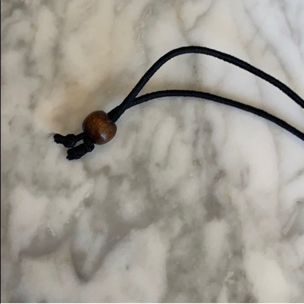 Shell necklace - Picture 3 of 4